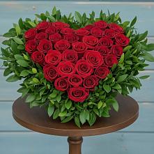 Цветочная композиция из Розы в виде сердца в Злынке