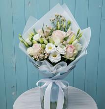 Букет цветов из:  Розы и Лизиантусы в Злынке