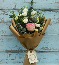 Букет цветов из:  Розы и Лизиантусы в Злынке