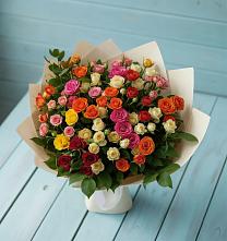 Букет Микс из разноцветных кустовых роз в Злынке